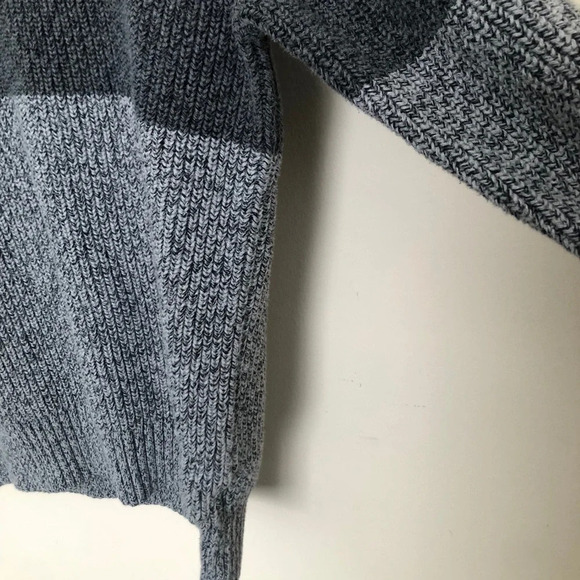 GAP Gradient Grey Long Sleeve Knit Sweater - Picture 7 of 12